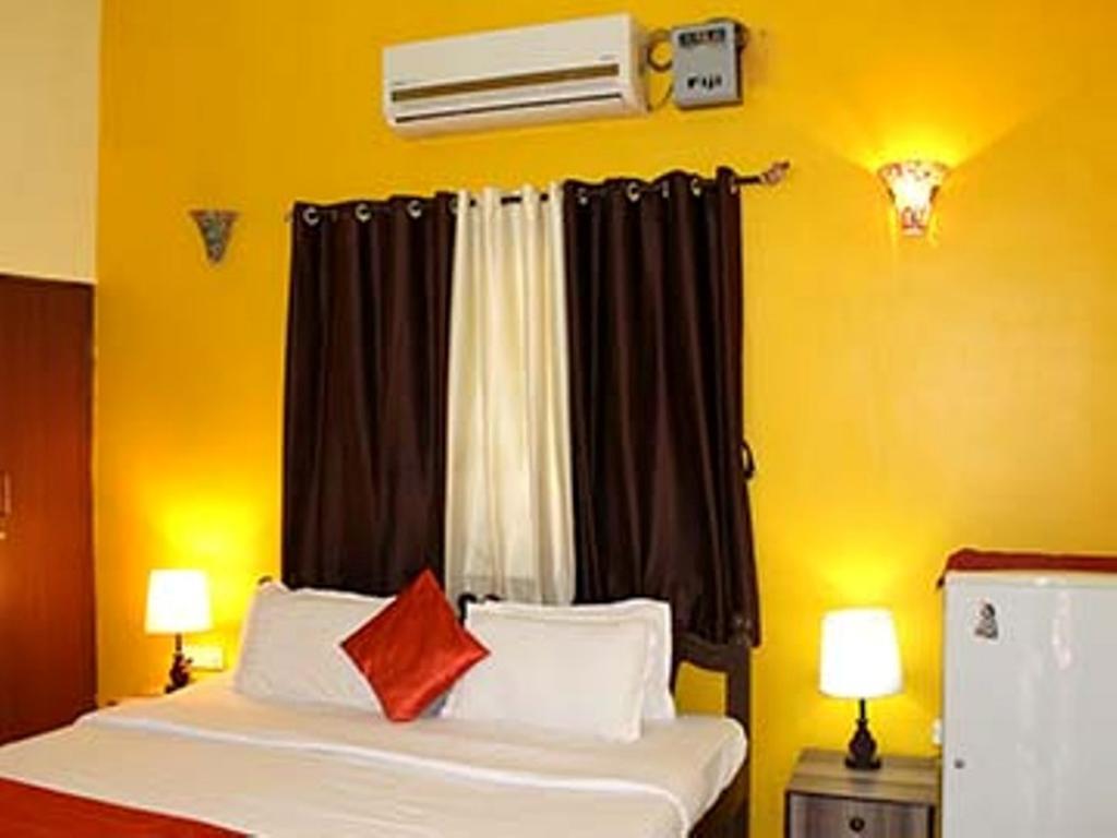 Bella Anand Resort Vagator Exterior photo
